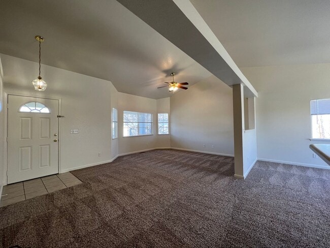 Building Photo - 3/2/2 Home in Gardnerville Ranchos *MUST SEE*
