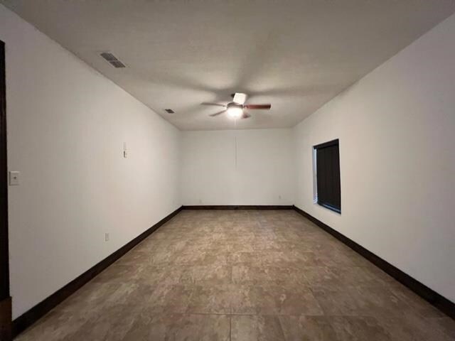 Building Photo - 1204 Musser St