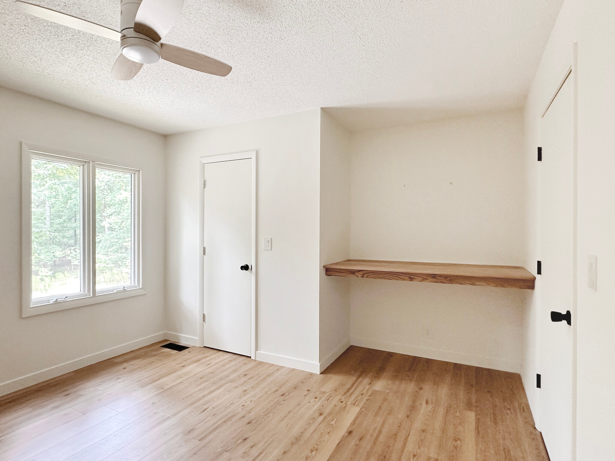 Guest room #1 - 4700 Joseph Michael Ct