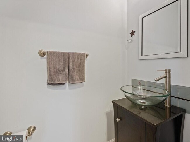 Building Photo - 2 W Kyla Marie Dr