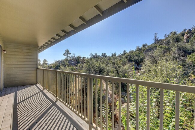 Building Photo - Boulder Park Townhome for Rent