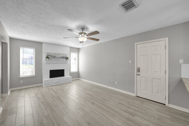 Building Photo - 8226 Autumn Willow Dr