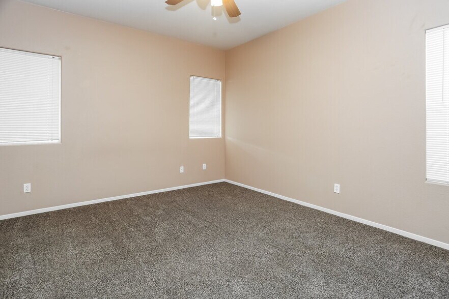 Building Photo - 5421 Sea Water Way