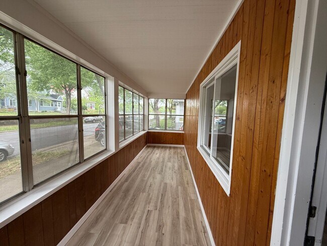 Building Photo - Home for rent on North End Saint Paul