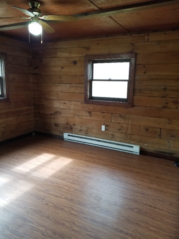 Building Photo - 204 Sellersville Dr
