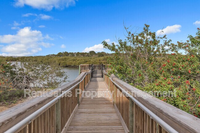 Building Photo - 133 Leeward Island Dr