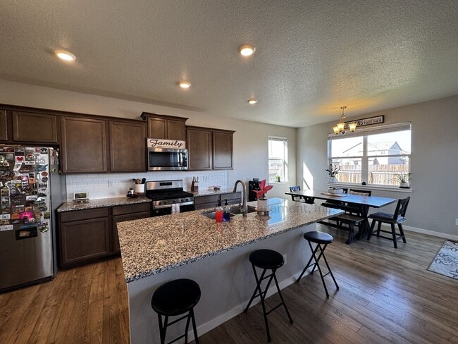 Building Photo - 10092 Castor Dr