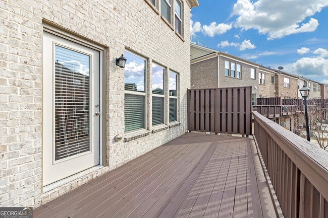 Building Photo - 836 Ivy Vine Way