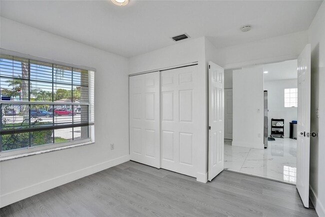 Building Photo - 4108 Sapphire Terrace