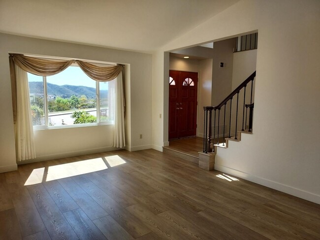 Building Photo - Rancho Penasquitos - 4bed/3bath Single-Two Story Family Home with 2 Car Garage (PRE-LEASING FOR A...