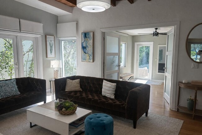 Building Photo - 248 Cortez Rd