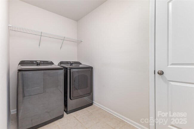 Building Photo - 17322 Carolina Hickory Dr