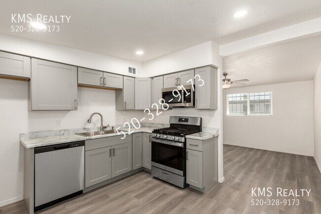 Building Photo - 260 N Melwood Ave