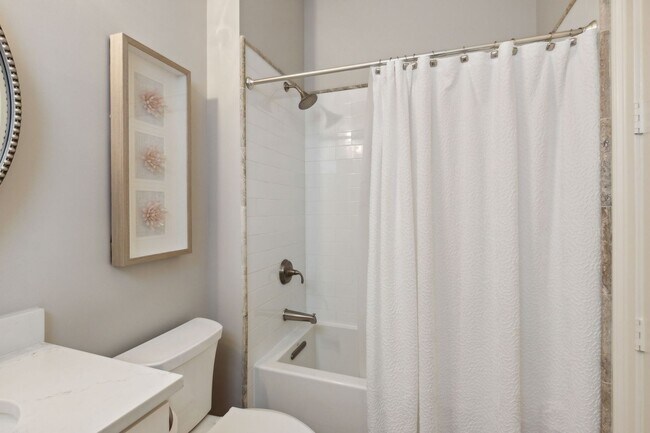 Building Photo - 95141 Amalfi Dr
