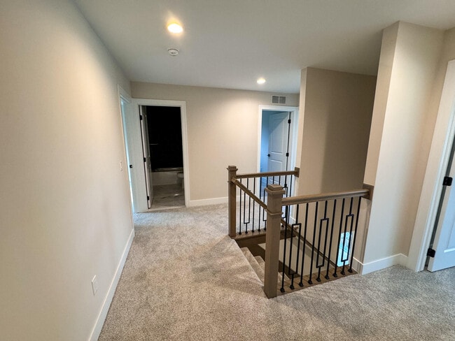 Building Photo - 54759 Camden Ct