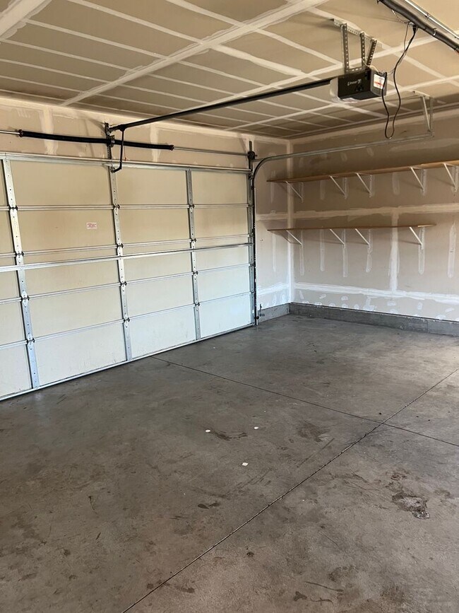 Building Photo - 20642 Songbird Ln