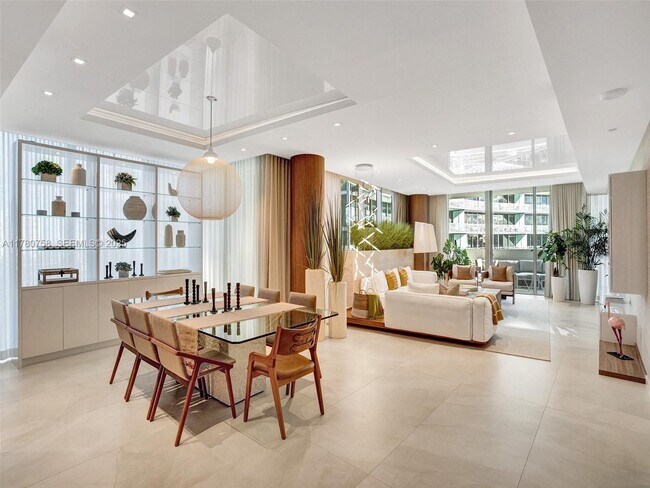 Building Photo - 2200 N Ocean Blvd