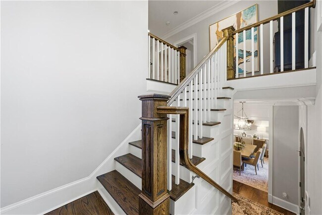 Building Photo - 1295 Cumberland Rd NE