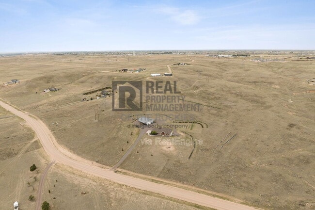 Building Photo - 3348 Hales Ranch Rd