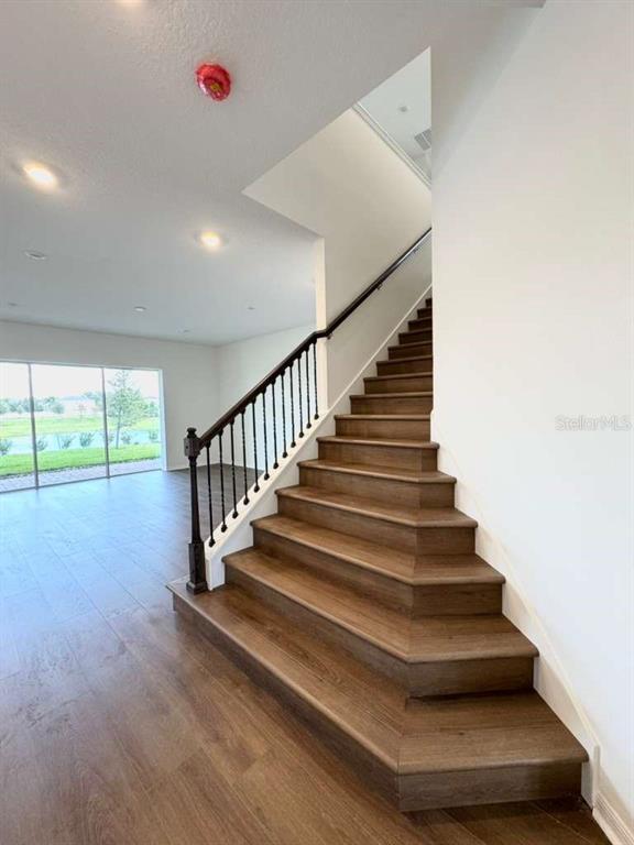 Building Photo - 214 Woodfall Ln