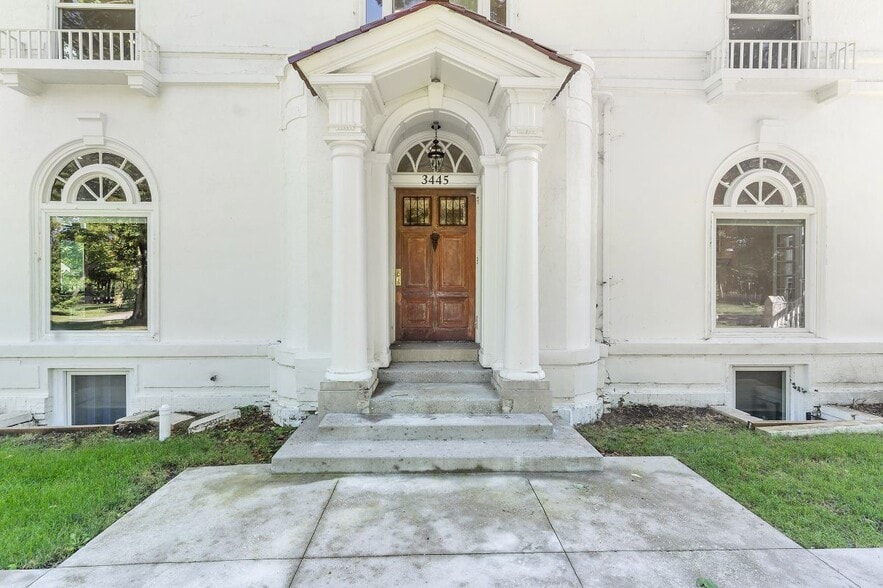 Building Photo - 3445 N Washington Blvd
