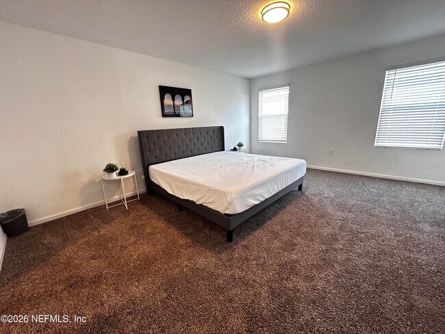 Building Photo - 12571 Russian Olive Rd