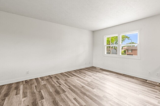 Building Photo - Coming Soon April 1st