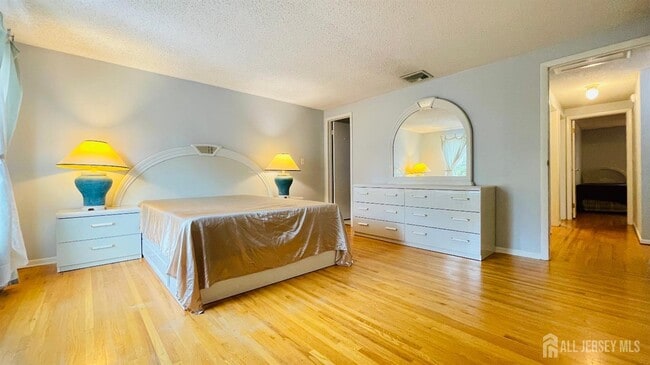 Building Photo - 4702 Hana Rd