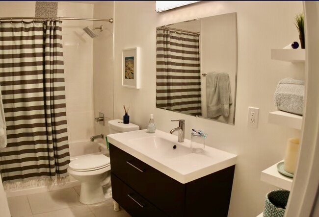 Shared fourth bathroom - 2080 E McManus Dr