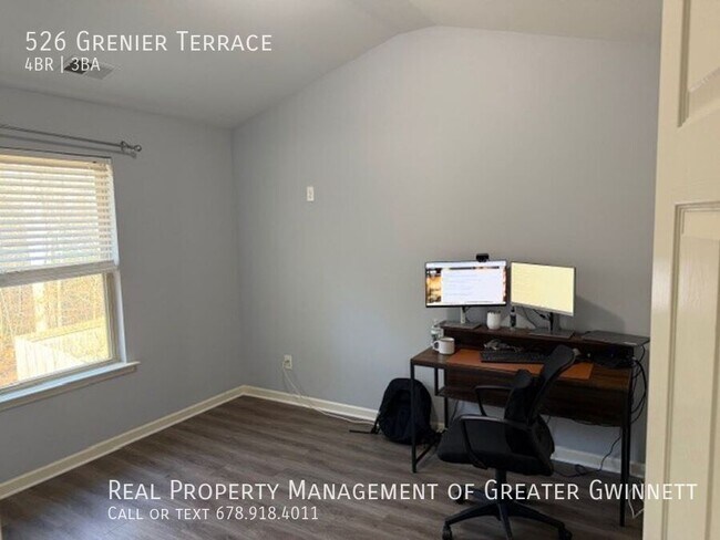 Building Photo - 526 Grenier Terrace NE