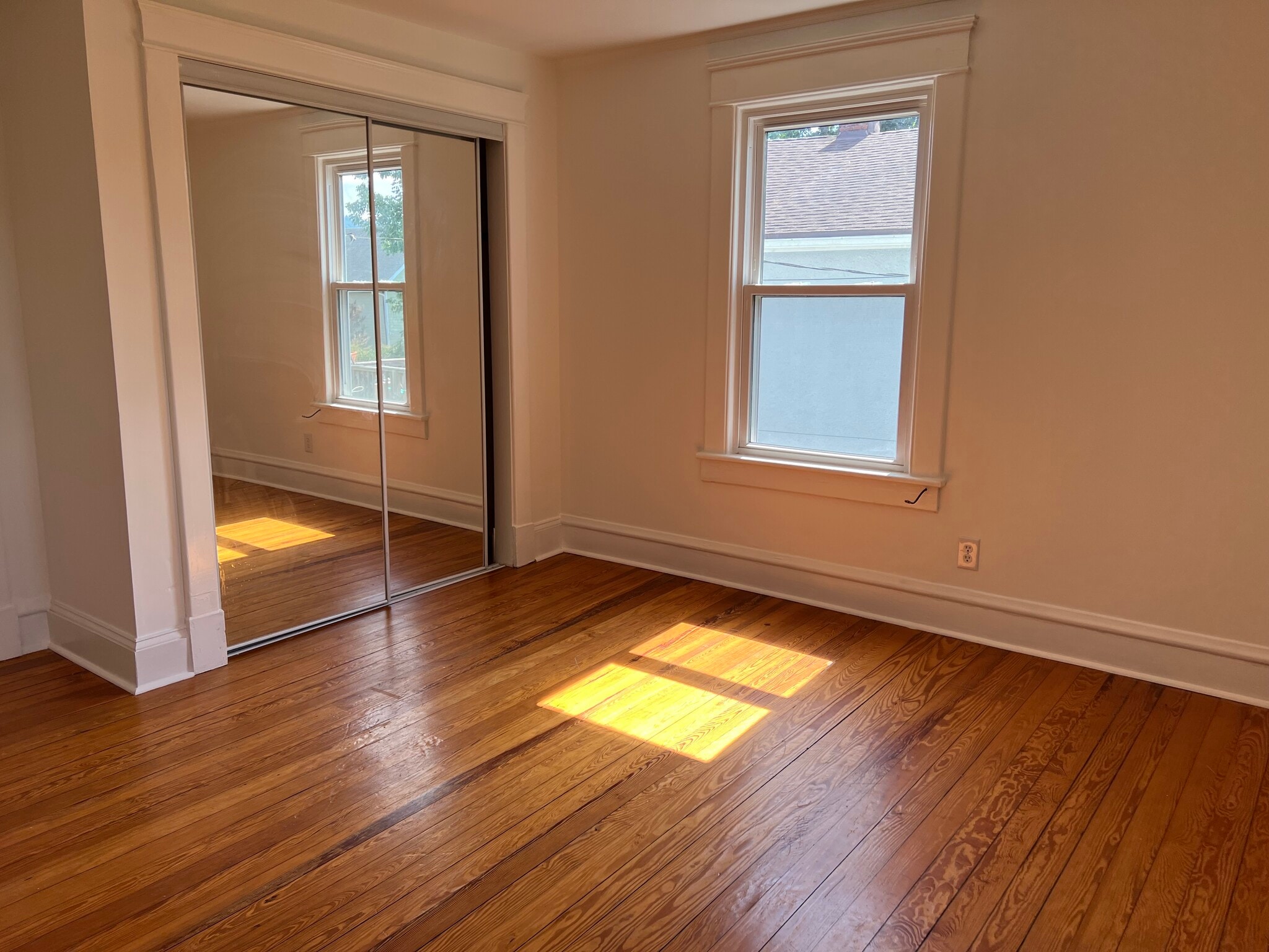 Bedroom 1 - 704 Blenheim Ave