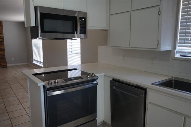 Building Photo - 2405 Ventura Dr