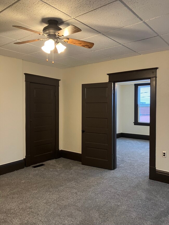 Building Photo - 814 Marshall St