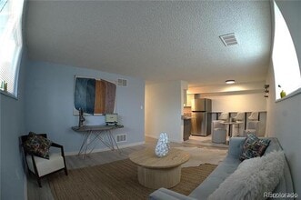 Building Photo - 7335 E Quincy Ave