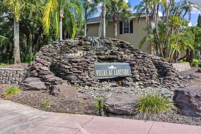 Building Photo - 1999 Summer Club Dr