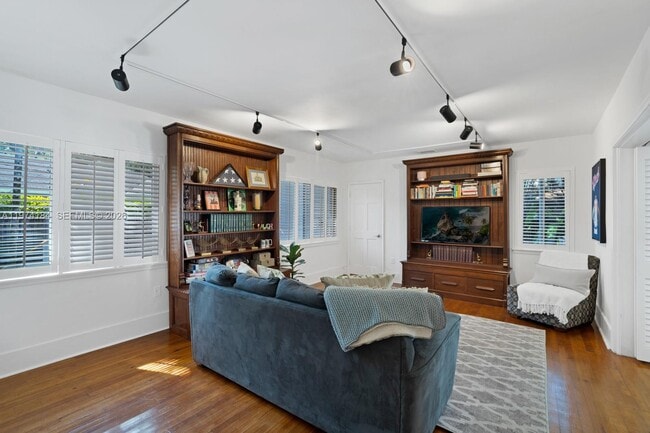 Building Photo - 4190 Braganza Ave