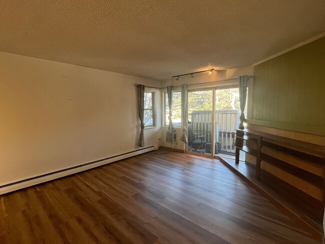 Building Photo - Remington Post Ground Floor 2 Bedroom 2 Ba...