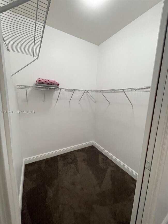 Building Photo - 3450 NW 17th Terrace