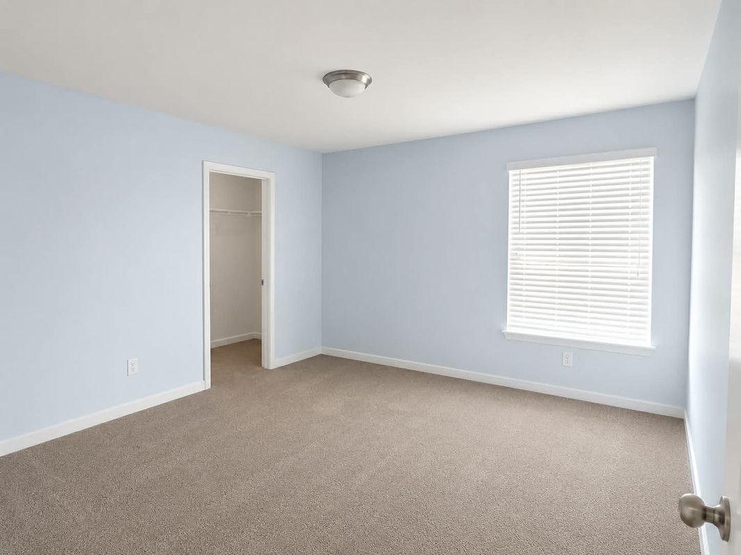 Building Photo - 1173 Elbridge Dr