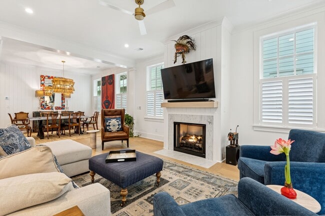 Building Photo - 9013 Stern Aly