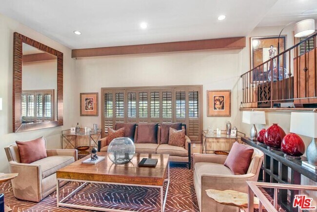 Building Photo - 3200 Primera Ave