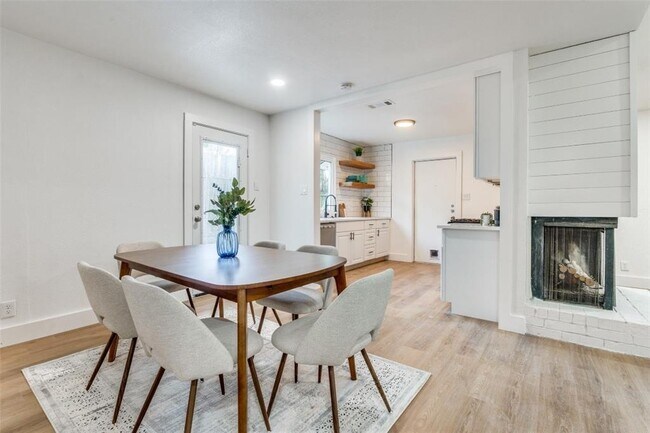 Building Photo - 9412 Quail Meadow Dr
