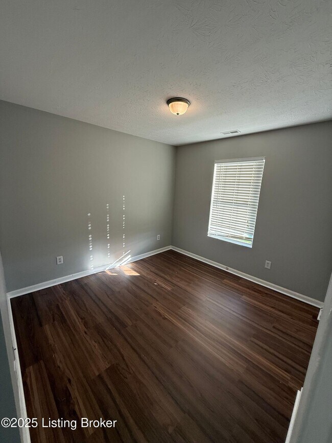 Building Photo - 7613 Beulah Church Rd