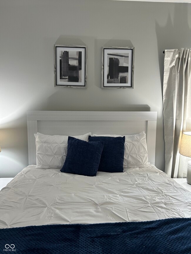 Building Photo - 117 N Arsenal Ave