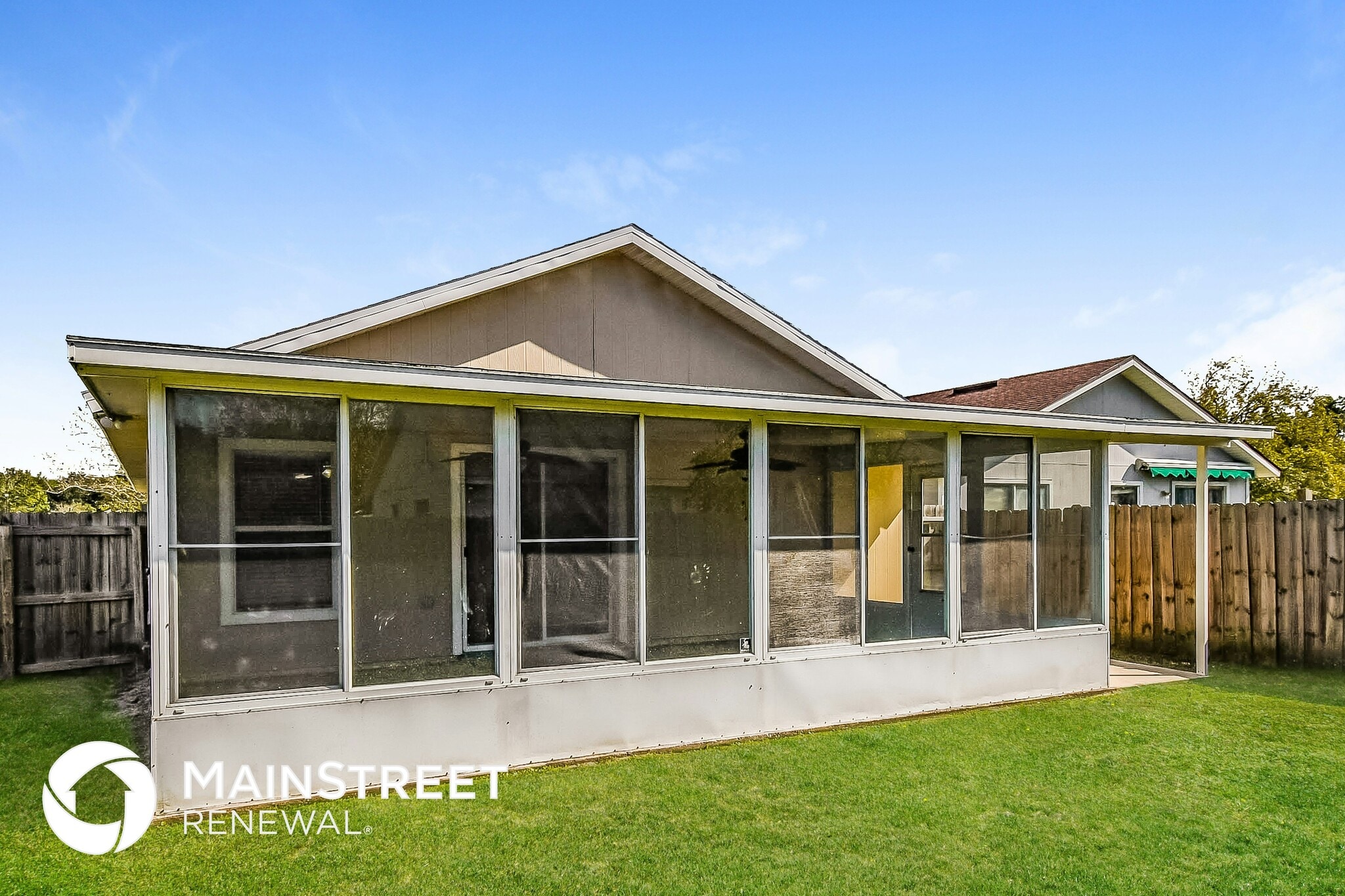 Building Photo - 7878 Cherry Blossom Dr S