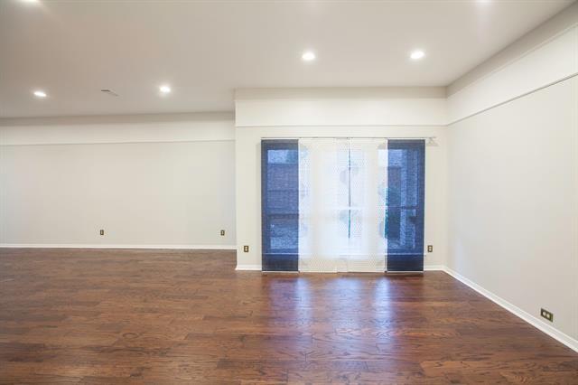 Building Photo - 16114 Shadybank Dr