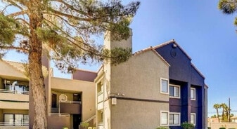 Building Photo - 5048 S Rainbow Blvd