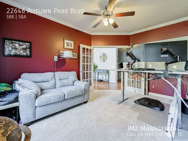 Building Photo - 22646 Autumn Park Blvd