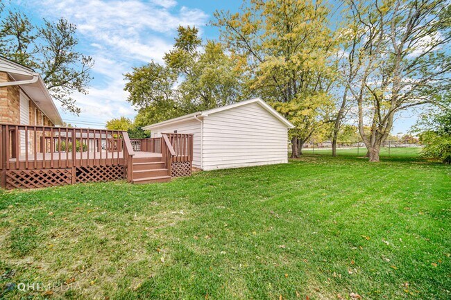 Building Photo - 7080 Delaware St