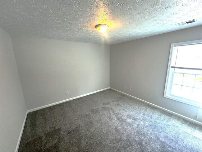 Building Photo - 991 Wicker Pine Dr NE